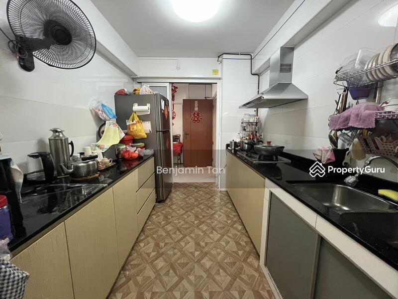 HDB Flat for Sale: Yishun, D27, 761511