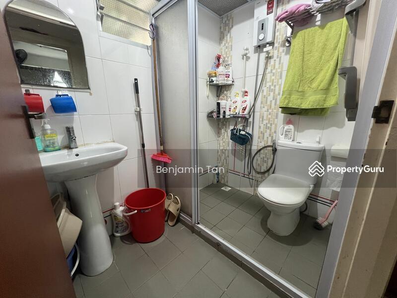 HDB Flat for Sale: Yishun, D27, 761511