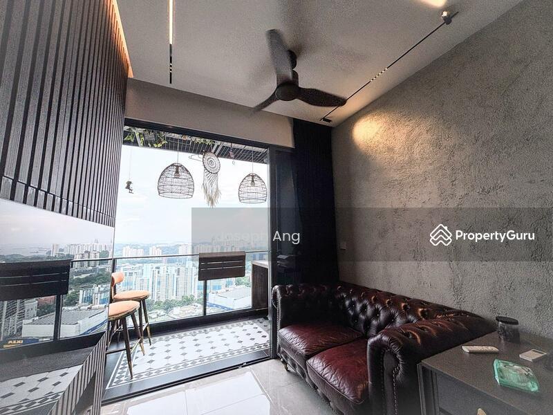 Prop-GPT: Condominium: D03  Stirling Residences