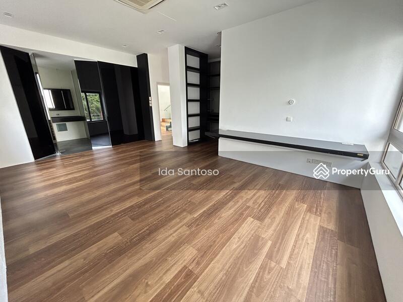 Detached for Sale: Amber Road, D15, 436584