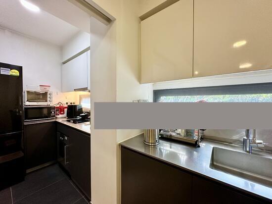 Apartment for Sale: Cairnhill, D09, 229618