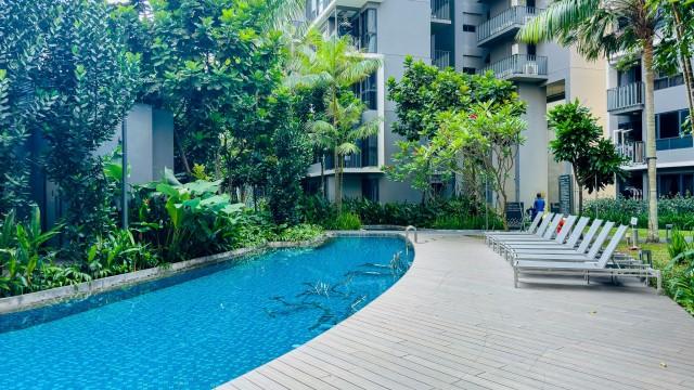 Grandeur Park Residences Condominium For Sale, $1,200,000, 2 Bed 1 Bath 560 sqft $2,143.00 psf