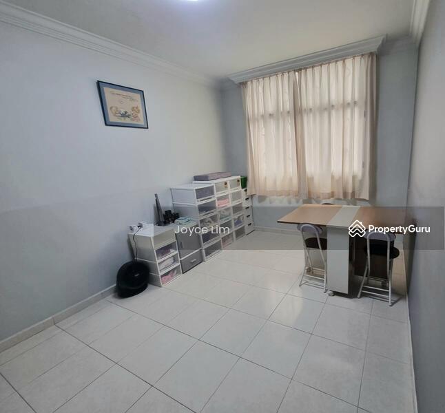 HDB Flat for Sale: D23, 670476