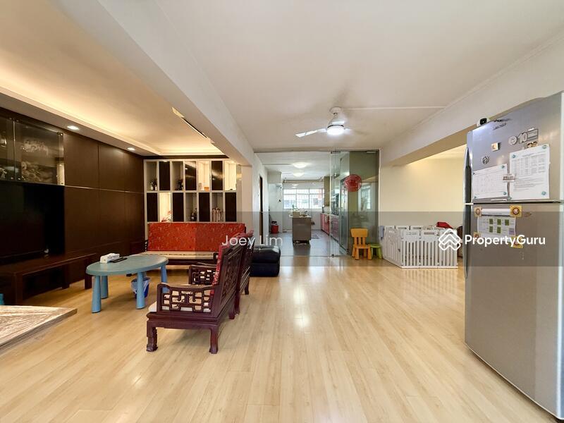 460 Tampines Street 42