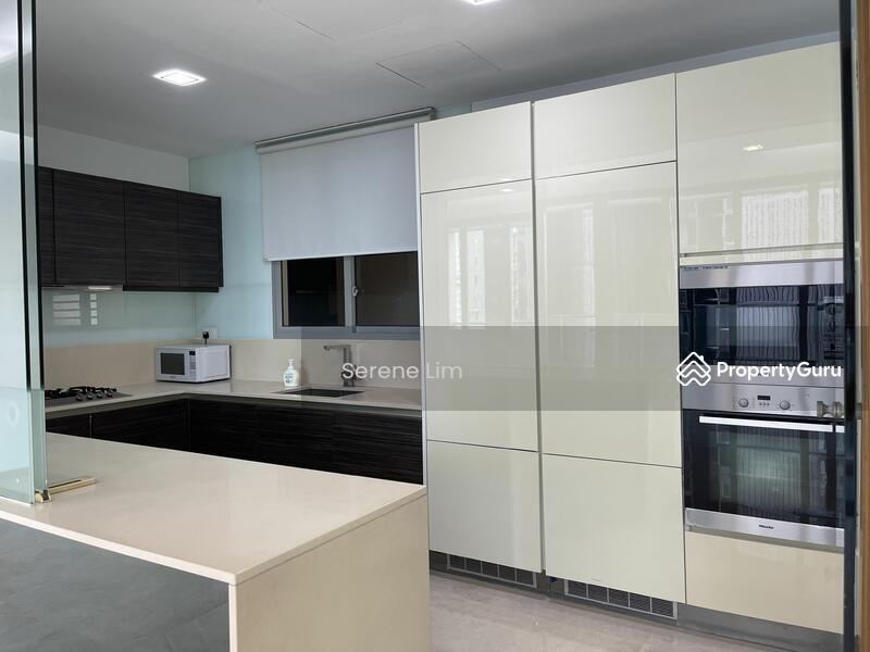 Prop-GPT: Condominium: D09  Martin Place Residences