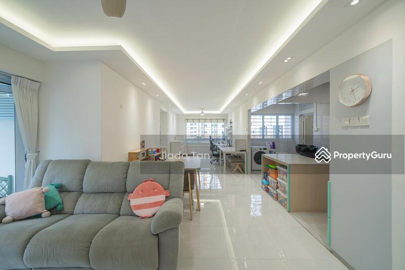 HDB Flat for Sale: D23, 670605