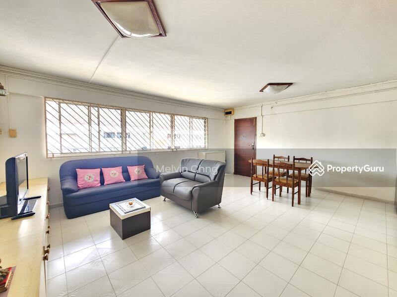 Prop-GPT: HDB Flat: D12  9 Saint George's Road