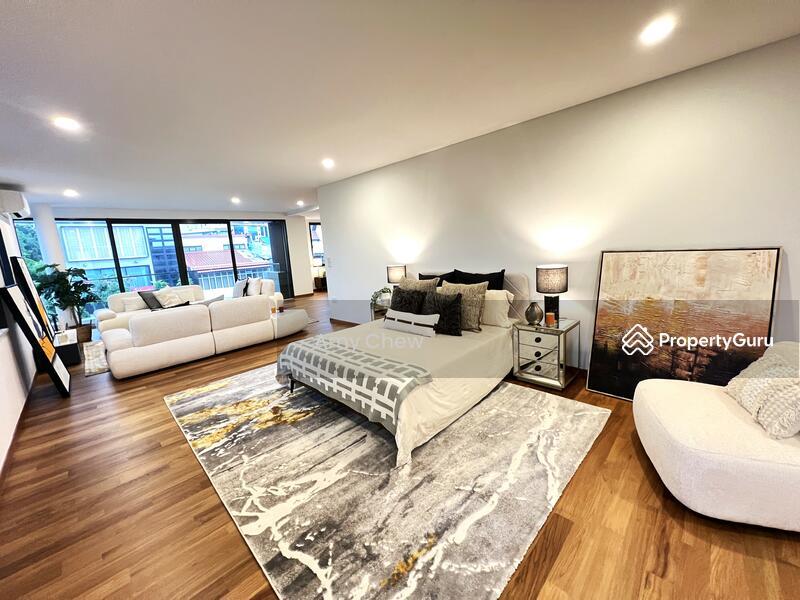 Luxury Brand New Corner Terrace Modern Living with Lift and Mezzanine