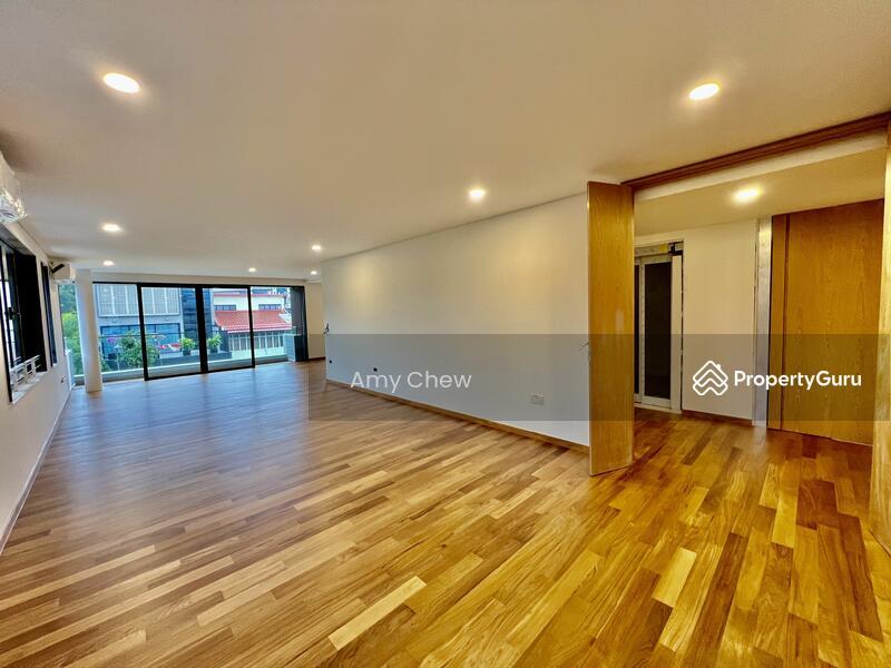 Luxury Brand New Corner Terrace Modern Living with Lift and Mezzanine