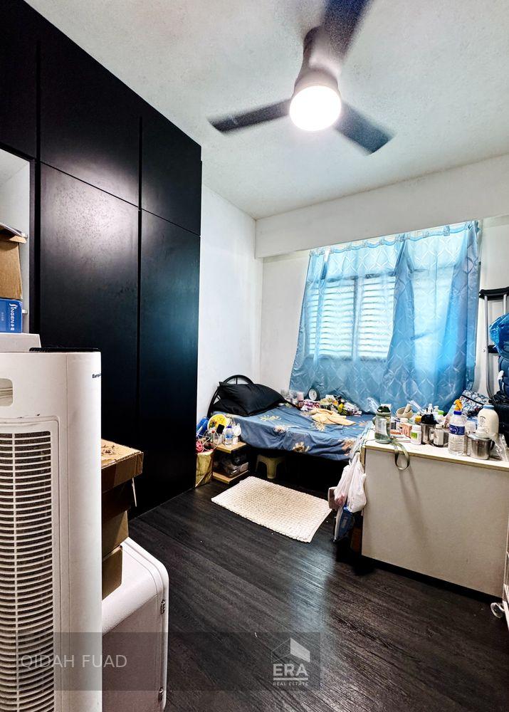 HDB - 2 room for Sale: Canberra Street, D27, 752129