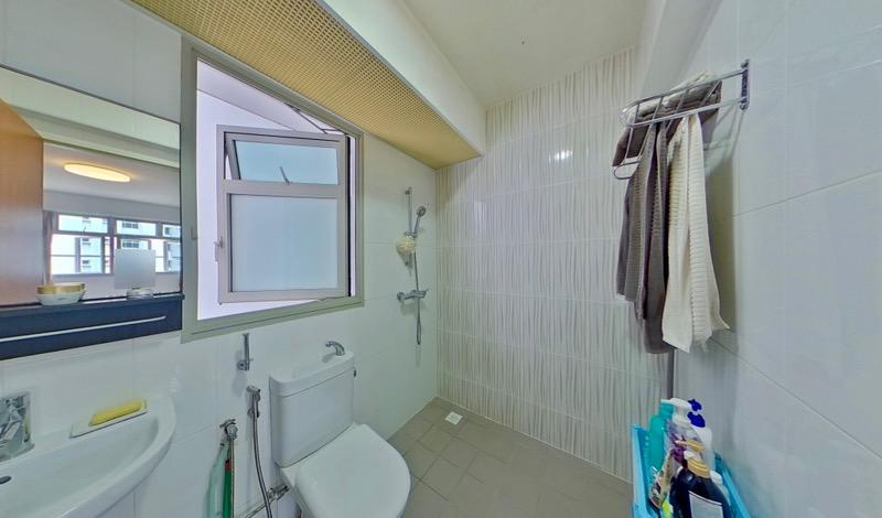 HDB Apartment for Sale: Tampines, D18, 528494