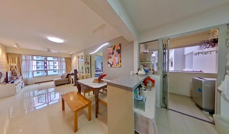 HDB Apartment for Sale: Tampines, D18, 528494
