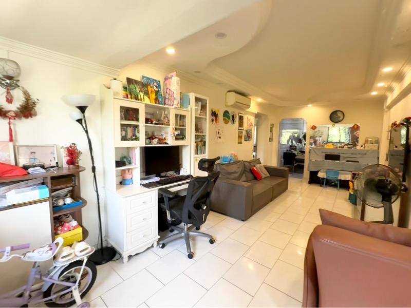 109 Hougang Avenue 1 HDB Apartment For Sale, $500,000, 2 Bed 2 Bath 861 sqft $581.00 psf