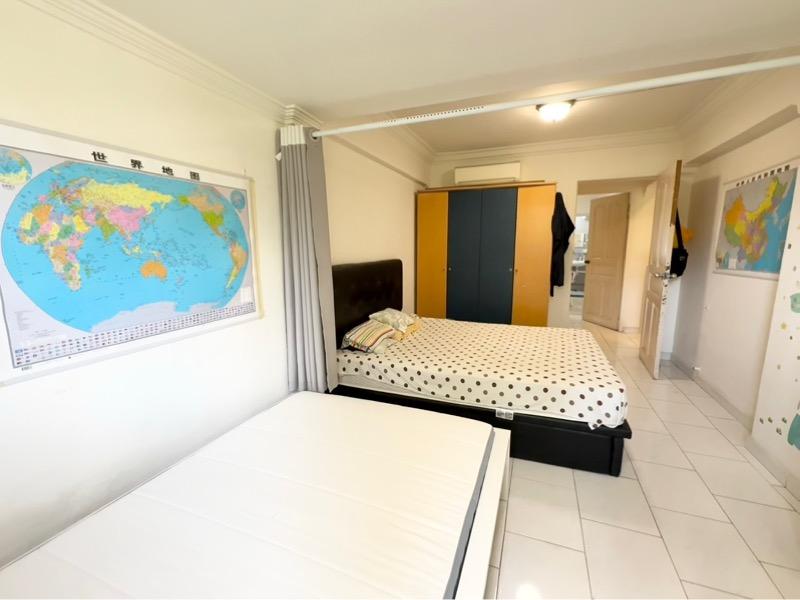 109 Hougang Avenue 1 HDB Apartment For Sale, $500,000, 2 Bed 2 Bath 861 sqft $581.00 psf