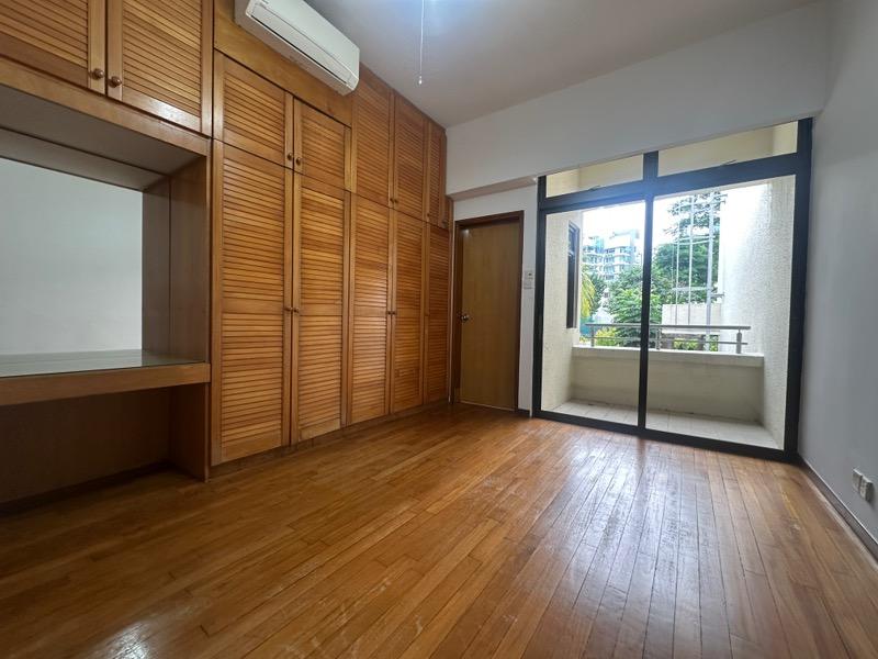 The Balmoral Condominium For Sale, $5,500,000, 4 Bed 4 Bath 2,680 sqft $2,052.00 psf