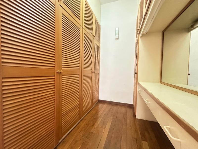 The Balmoral Condominium For Sale, $5,500,000, 4 Bed 4 Bath 2,680 sqft $2,052.00 psf