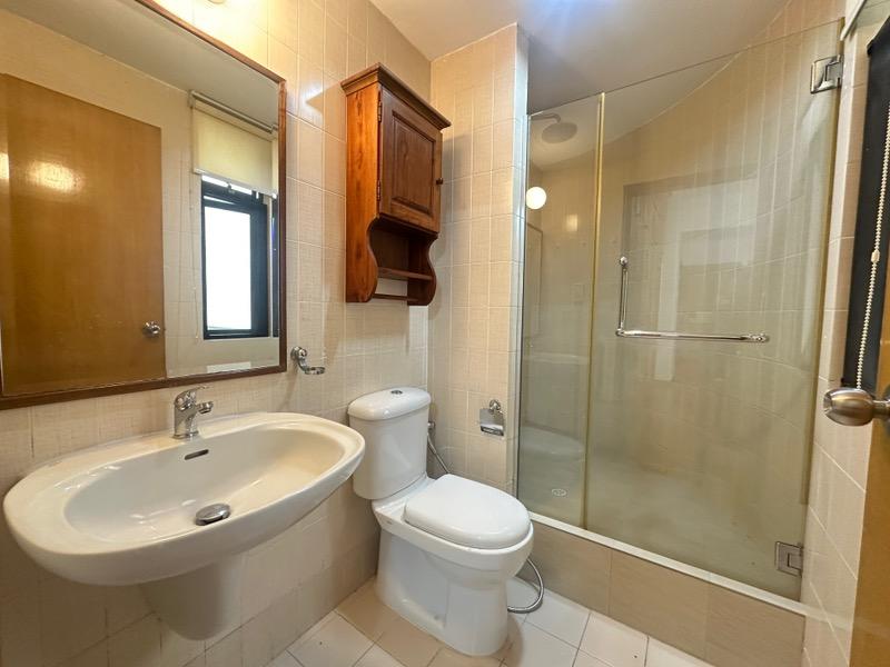 The Balmoral Condominium For Sale, $5,500,000, 4 Bed 4 Bath 2,680 sqft $2,052.00 psf