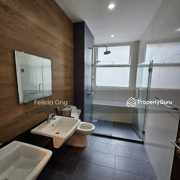 Semi-Detached for Sale: D27, 757399