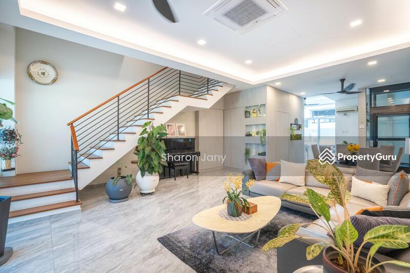 Prop-GPT: Terrace: D05  Freehold Landed Walk to MRT Move in Ready