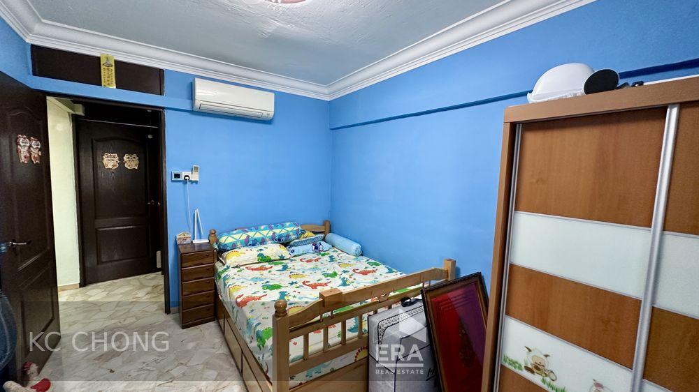 HDB - 2 room for Sale: Bukit Batok Street 21, Bukit Batok, D23, 650217