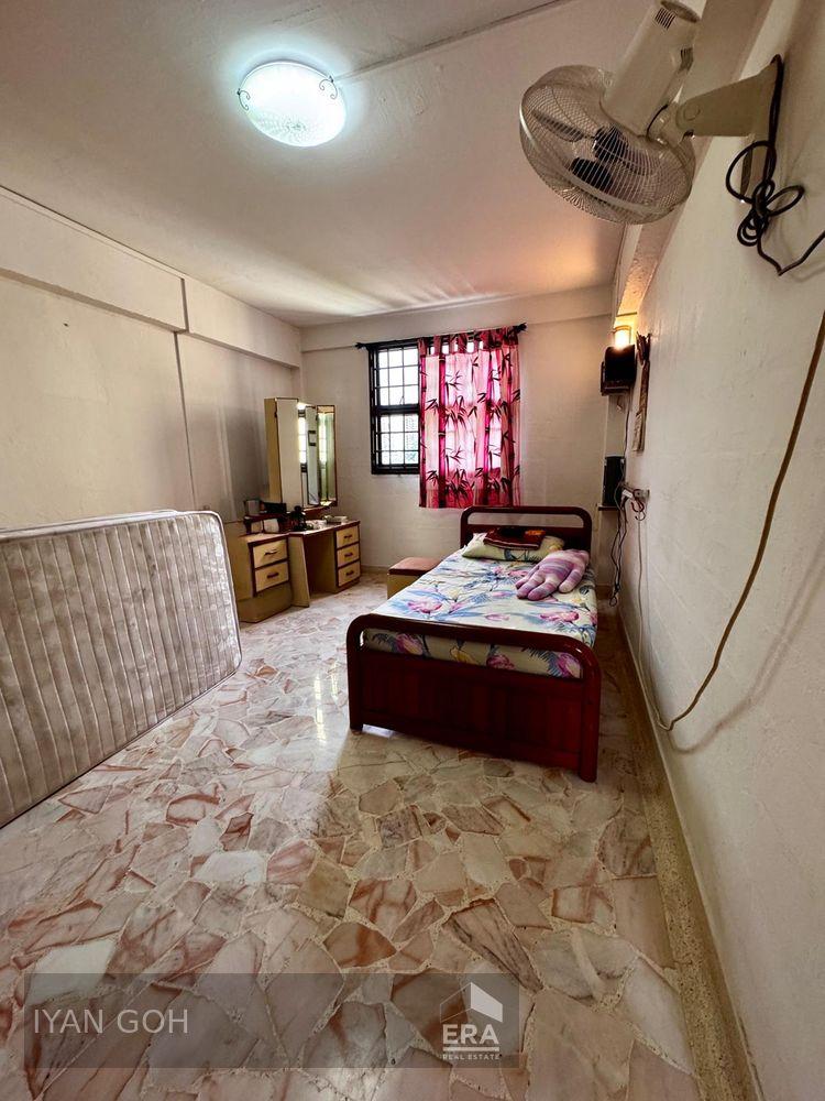 Central High Floor 3rm Flat at Commonwealth Close for Sale