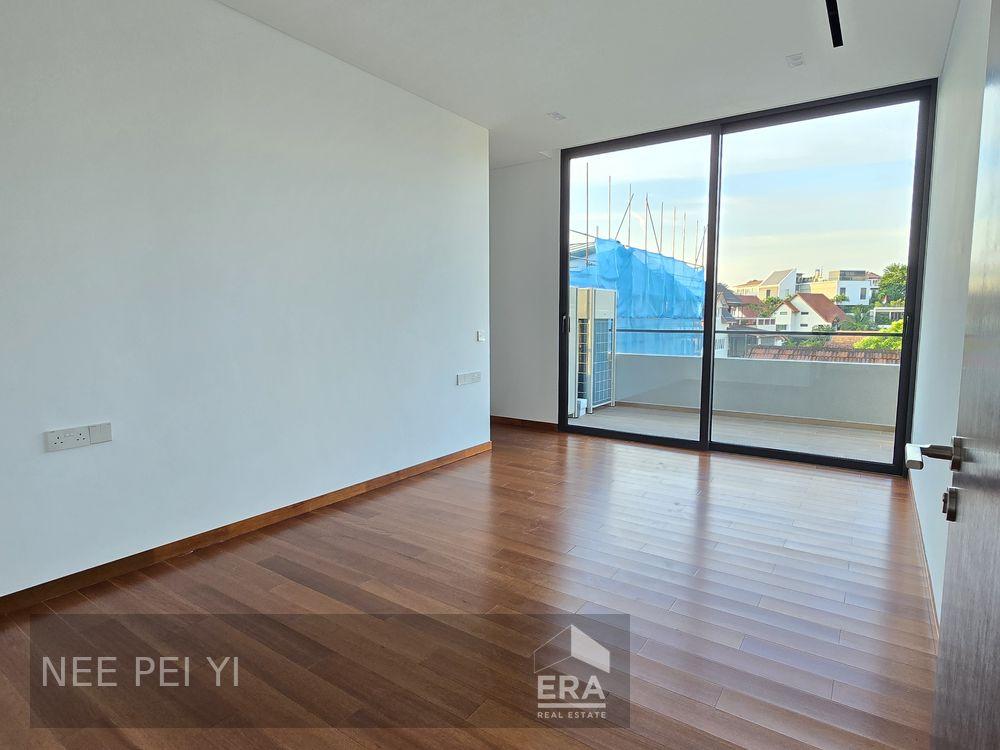 Detached for Sale: Frankel Avenue, D15, 458151