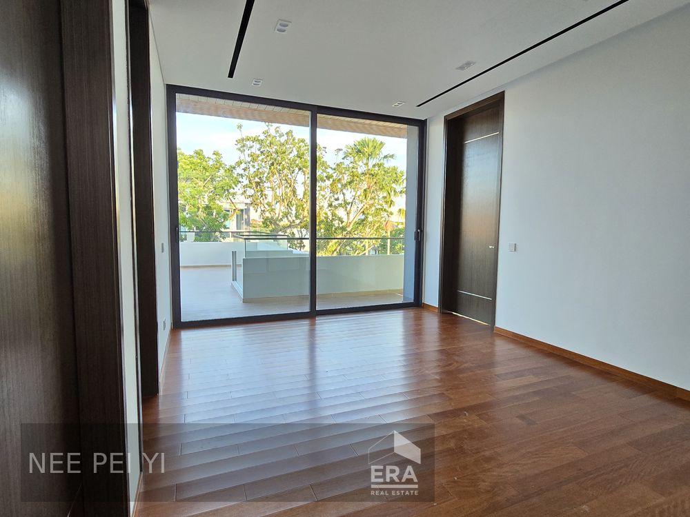Detached for Sale: Frankel Avenue, D15, 458151