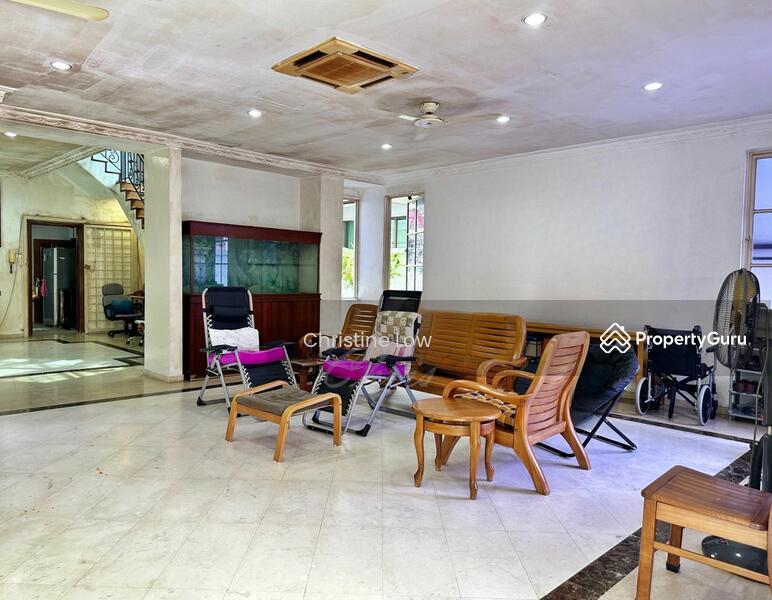 999yr Detached Original 3 storey Jln Merdu/Compassvale LRT/Seng Kang MRT