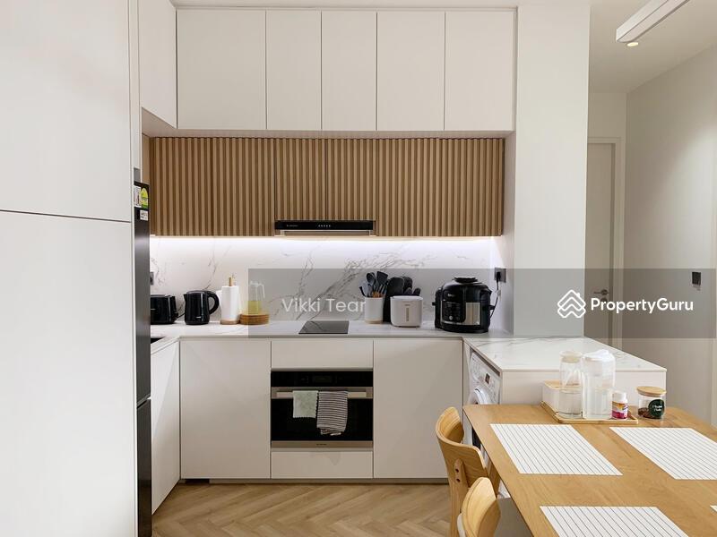 Condominium for Sale: D23, 679522