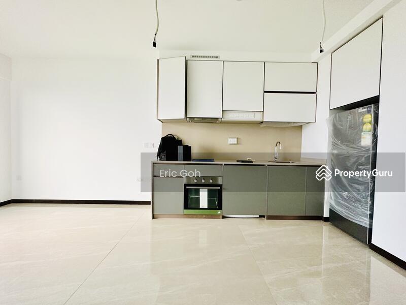Condominium for Sale: D05, 119027