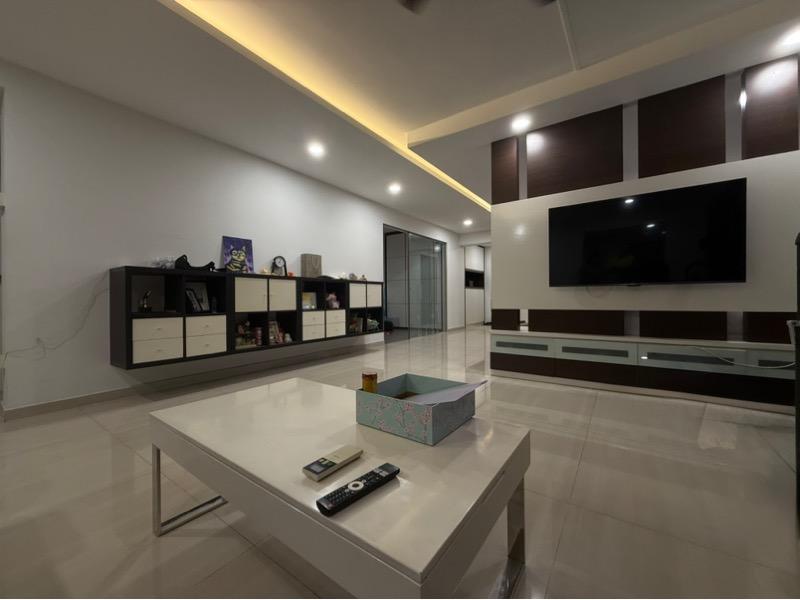 635 Bedok Reservoir Road HDB Apartment For Sale, $1,200,000, 4 Bed 2 Bath 1,528 sqft $785.00 psf