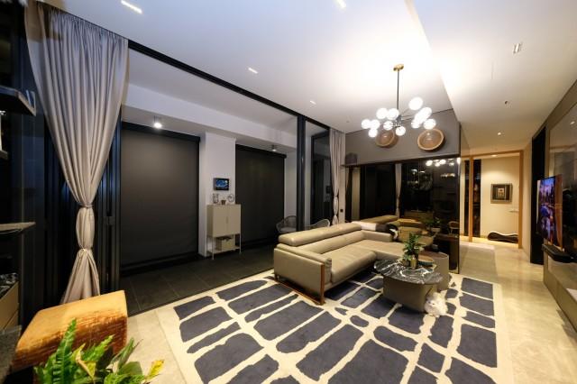 Nouvel 18 Condominium For Sale, $5,340,000, 2 Bed 2 Bath 1,335 sqft $4,000.00 psf