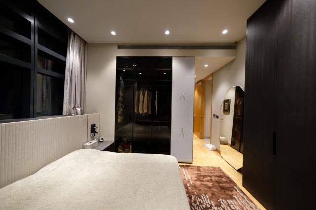 Nouvel 18 Condominium For Sale, $5,340,000, 2 Bed 2 Bath 1,335 sqft $4,000.00 psf