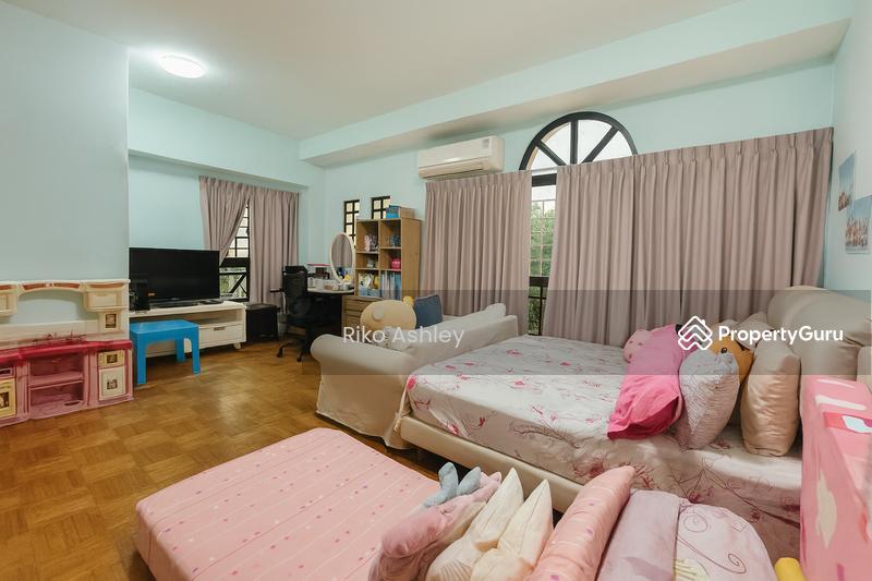 Rare Freehold Corner Terrace in D19