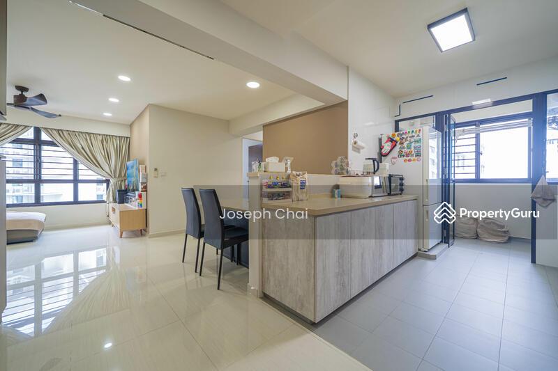 274B Compassvale Bow