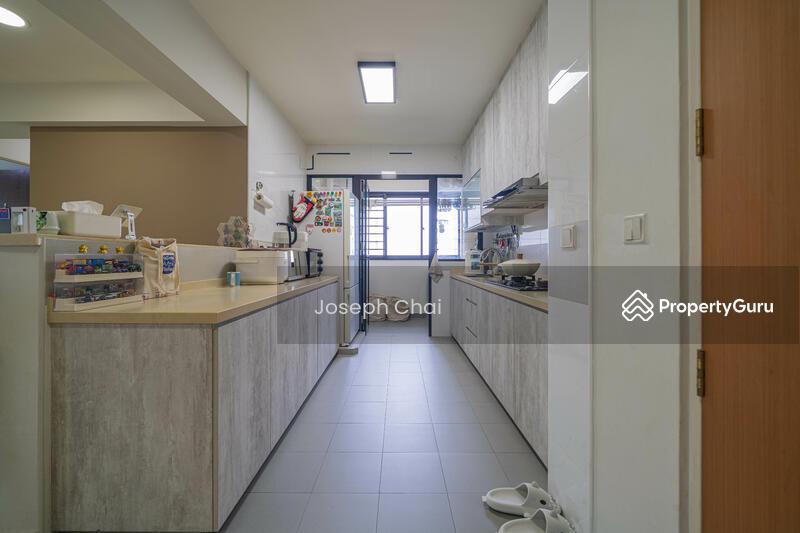 274B Compassvale Bow