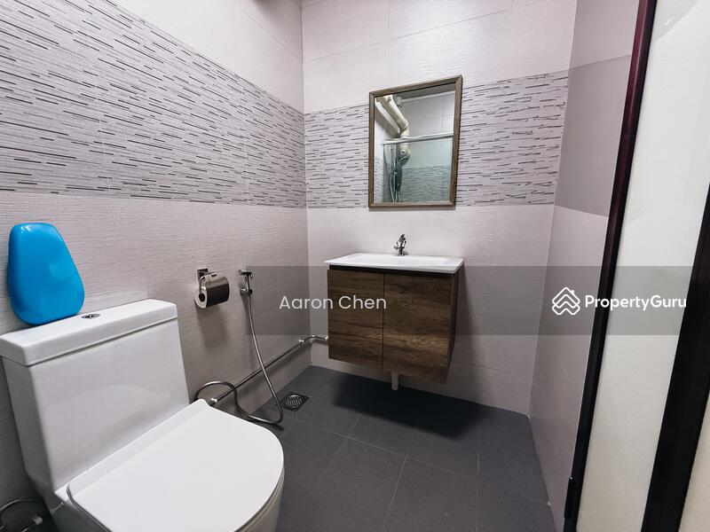HDB Flat for Sale: D23, 670154