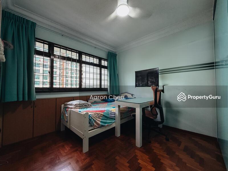 HDB Flat for Sale: D23, 670154