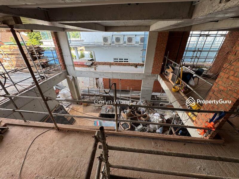 Semi-Detached for Sale: Serangoon, D19, 559613