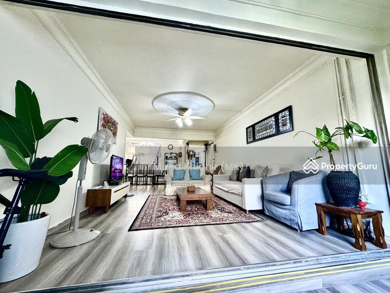 310 Hougang Avenue 5