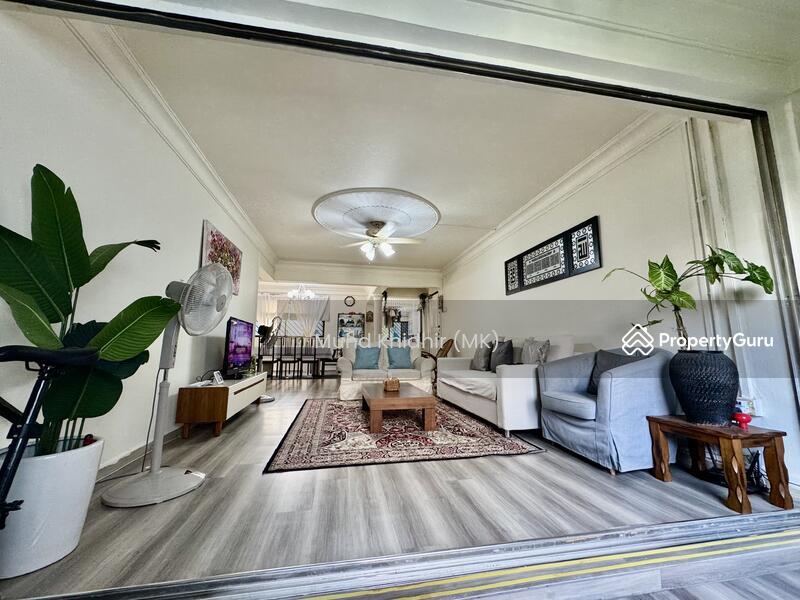 310 Hougang Avenue 5