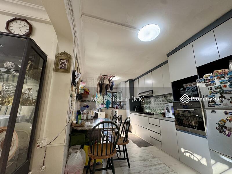 310 Hougang Avenue 5