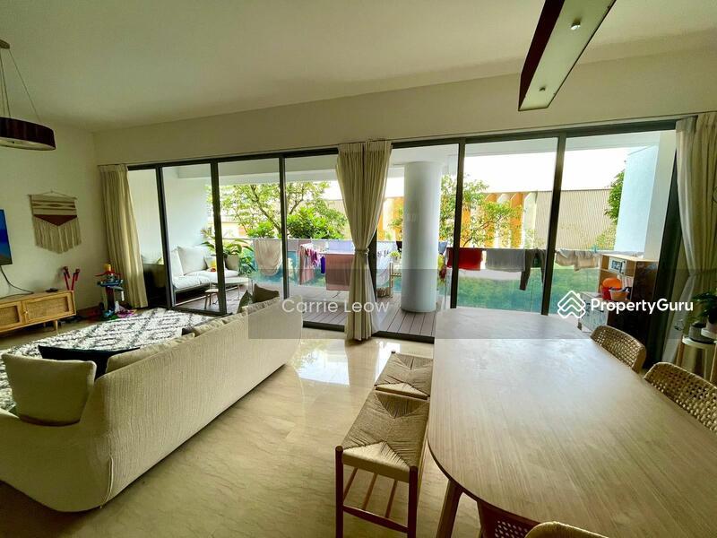 Apartment for Sale: Cairnhill, D09, 220000