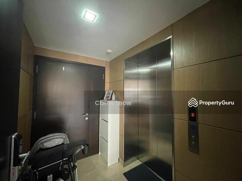 Apartment for Sale: Cairnhill, D09, 220000