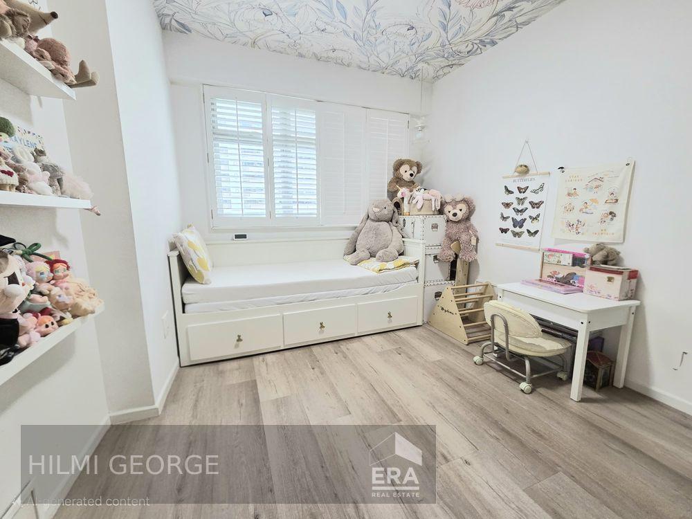 HDB - 3 room for Sale: Tampines Avenue 1, Tampines, D18, 521890