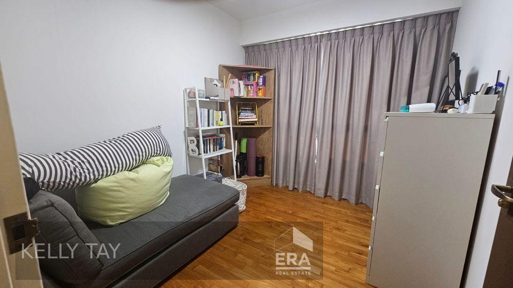 HDB - 3 room for Sale: Margaret Drive, Queenstown, D03, 143042
