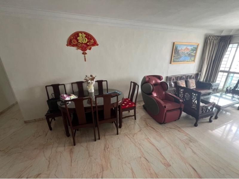 620 Bukit Batok Central HDB Apartment For Sale, $918,000, 3 Bed 2 Bath 1,184 sqft $775.00 psf