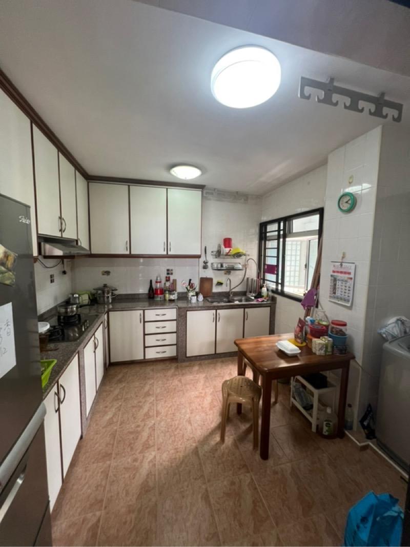 620 Bukit Batok Central HDB Apartment For Sale, $918,000, 3 Bed 2 Bath 1,184 sqft $775.00 psf