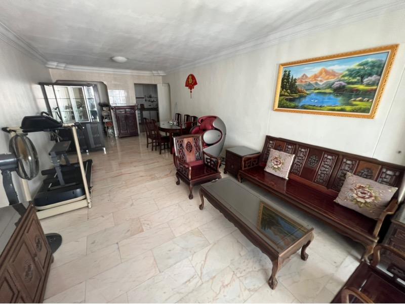 620 Bukit Batok Central HDB Apartment For Sale, $918,000, 3 Bed 2 Bath 1,184 sqft $775.00 psf