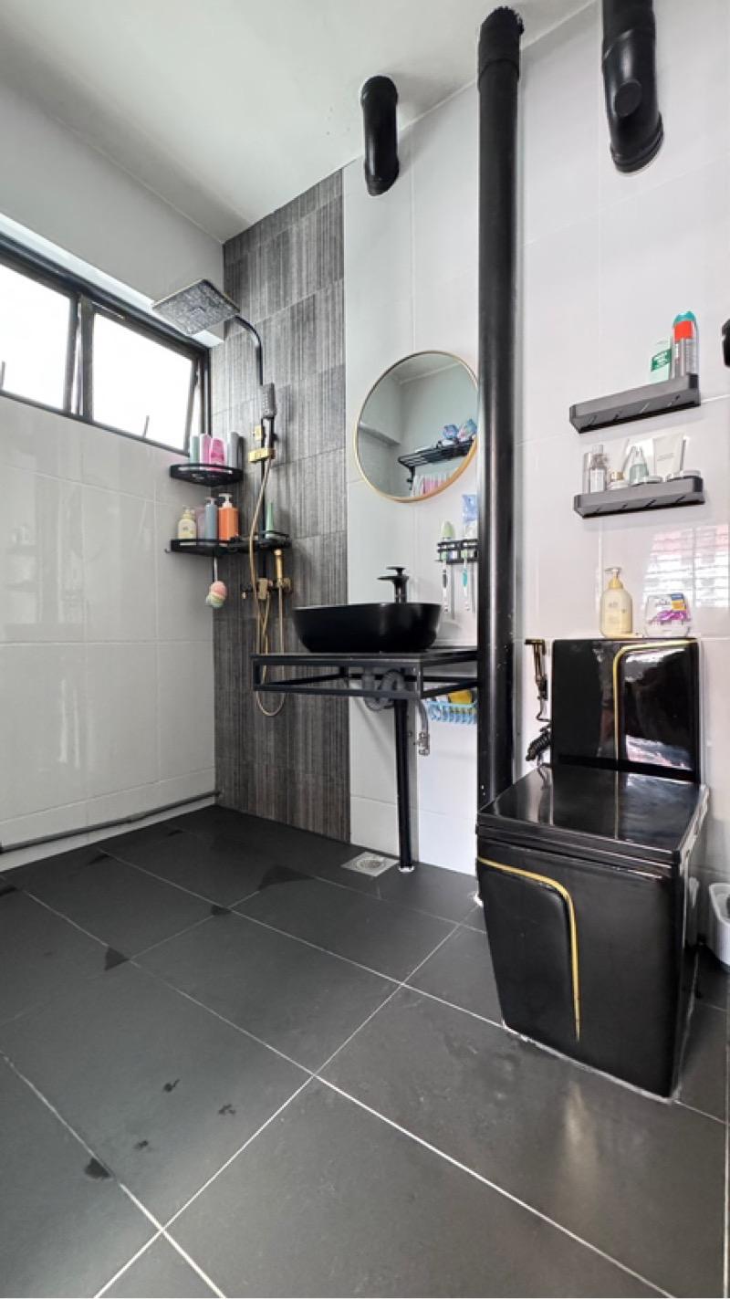 12 Joo Seng Road HDB Apartment For Sale, $788,000, 3 Bed 2 Bath 1,420 sqft $555.00 psf